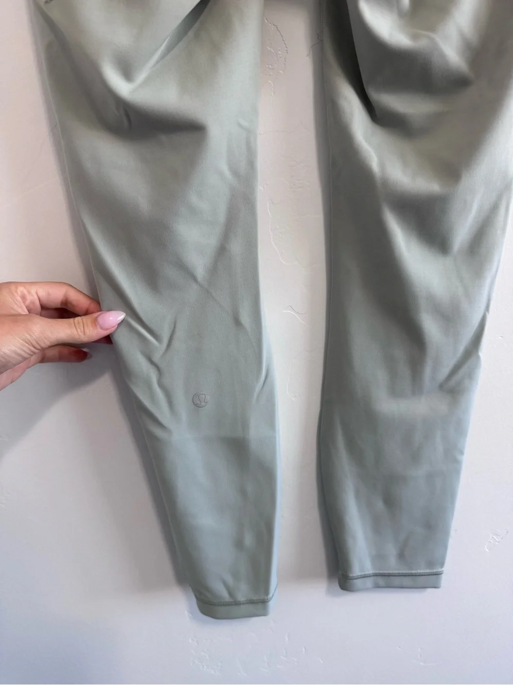 Lululemon Wunder Train High-Rise Tight with Pockets 25